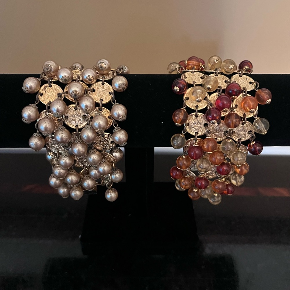 Vintage-Inspired Pearl and Bead Bracelet